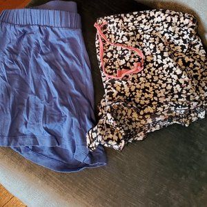 two pairs of Gap Body shorts!!! size S